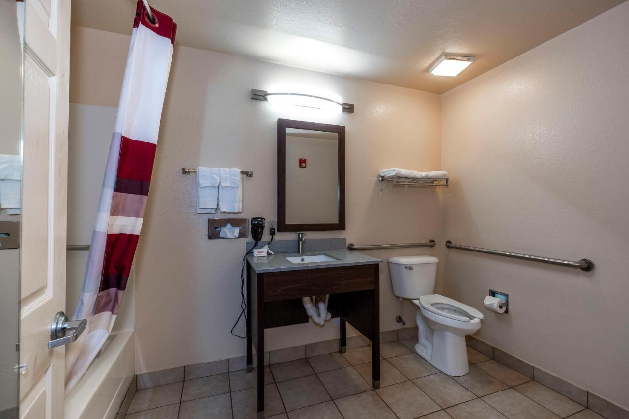 Red Roof Inn Valdosta - University Екстериор снимка