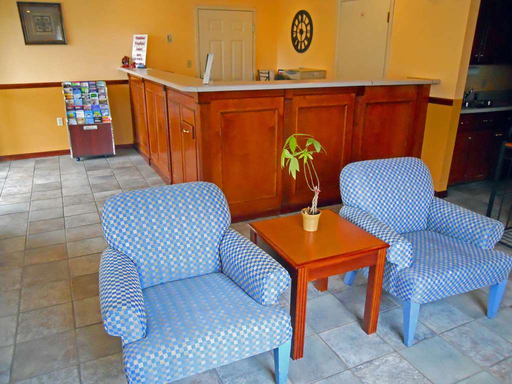 Red Roof Inn Valdosta - University Интериор снимка