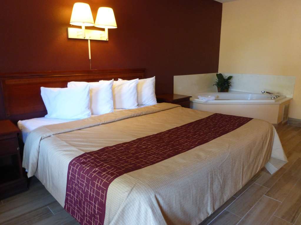 Red Roof Inn Valdosta - University Стая снимка